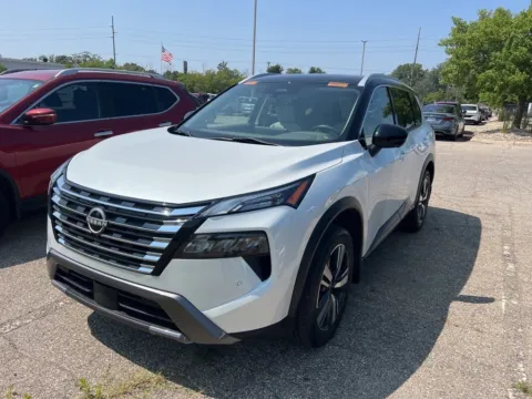 Black 2024 Nissan Rogue SL for sale in Holland, MI