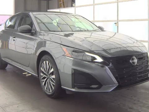 Another view of 2024 Nissan Altima 2.5 SV for sale in Holland, MI at Zeigler Nissan of Holland