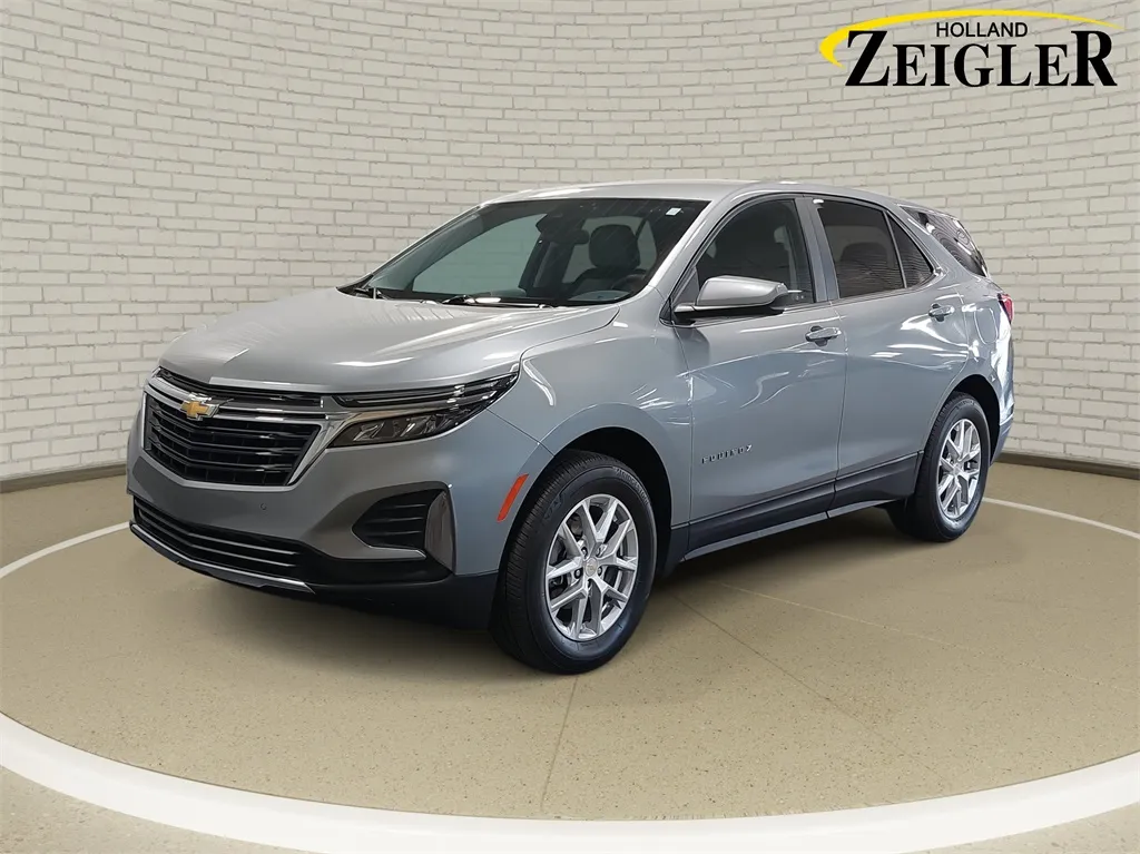 Gray 2023 Chevrolet Equinox LT for sale in Holland, MI