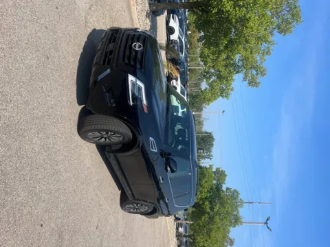 Photos of 2023 Nissan Armada SL for sale in Holland, MI at Zeigler Nissan of Holland