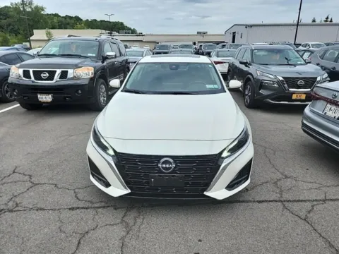 Photos of 2023 Nissan Altima 2.5 SV for sale in Holland, MI at Zeigler Nissan of Holland