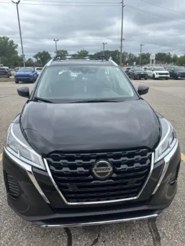 Black 2021 Nissan Kicks SV for sale in Holland, MI