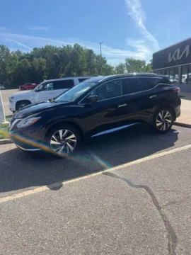 Another view of 2017 Nissan Murano Platinum for sale in Holland, MI at Zeigler Nissan of Holland
