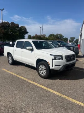 White 2023 Nissan Frontier SV for sale in Holland, MI
