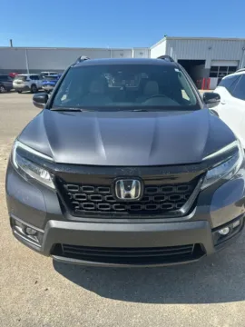 Silver 2019 Honda Passport Touring for sale in Holland, MI