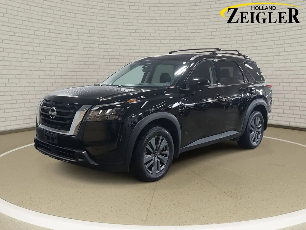 2024 Nissan Pathfinder SV for sale in Holland, MI
