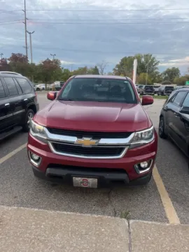 Red 2019 Chevrolet Colorado LT for sale in Holland, MI