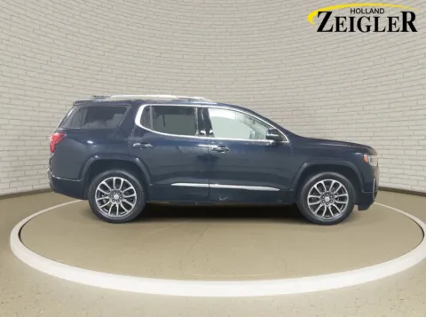 More photos of 2022 GMC Acadia Denali at Zeigler Nissan of Holland, MI