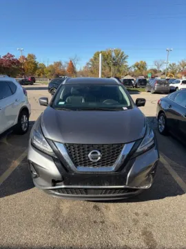Photos of 2020 Nissan Murano SL for sale in Holland, MI at Zeigler Nissan of Holland