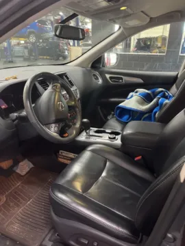 More photos of 2018 Nissan Pathfinder SL at Zeigler Nissan of Holland, MI