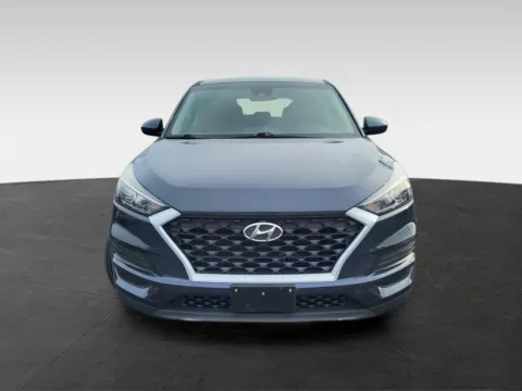 Photos of 2019 Hyundai Tucson SE for sale in Topeka, KS at Platinum Auto Plaza