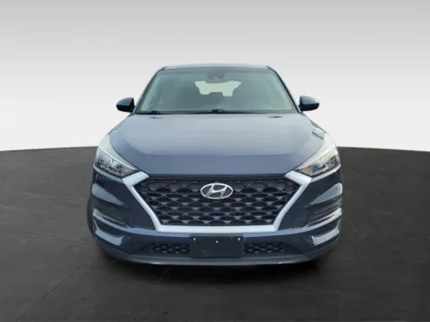 Photos of 2019 Hyundai Tucson SE for sale in Topeka, KS at Platinum Auto Plaza