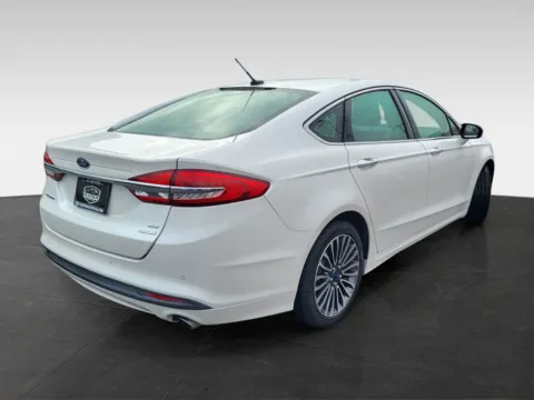 More photos of 2017 Ford Fusion SE at Platinum Auto Plaza, KS