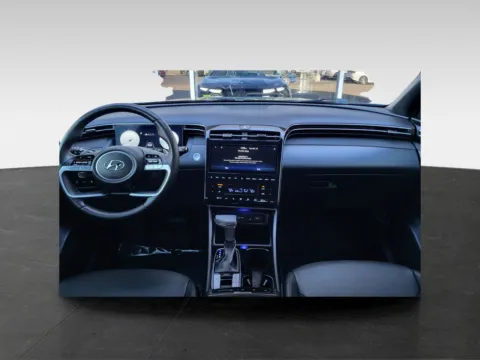 More photos of 2024 Hyundai Santa Cruz Limited at Platinum Auto Plaza, KS