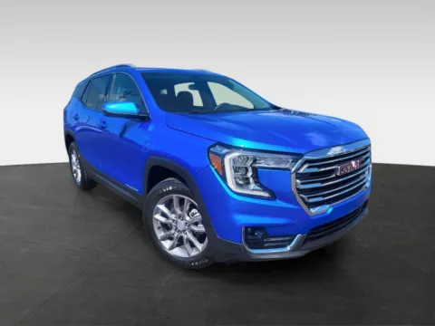 Photos of 2024 GMC Terrain SLT for sale in Topeka, KS at Platinum Auto Plaza