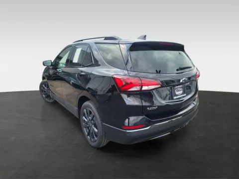 More photos of 2022 Chevrolet Equinox RS at Platinum Auto Plaza, KS