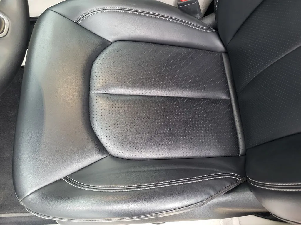 2023 Chrysler Pacifica Touring L - Photo 34