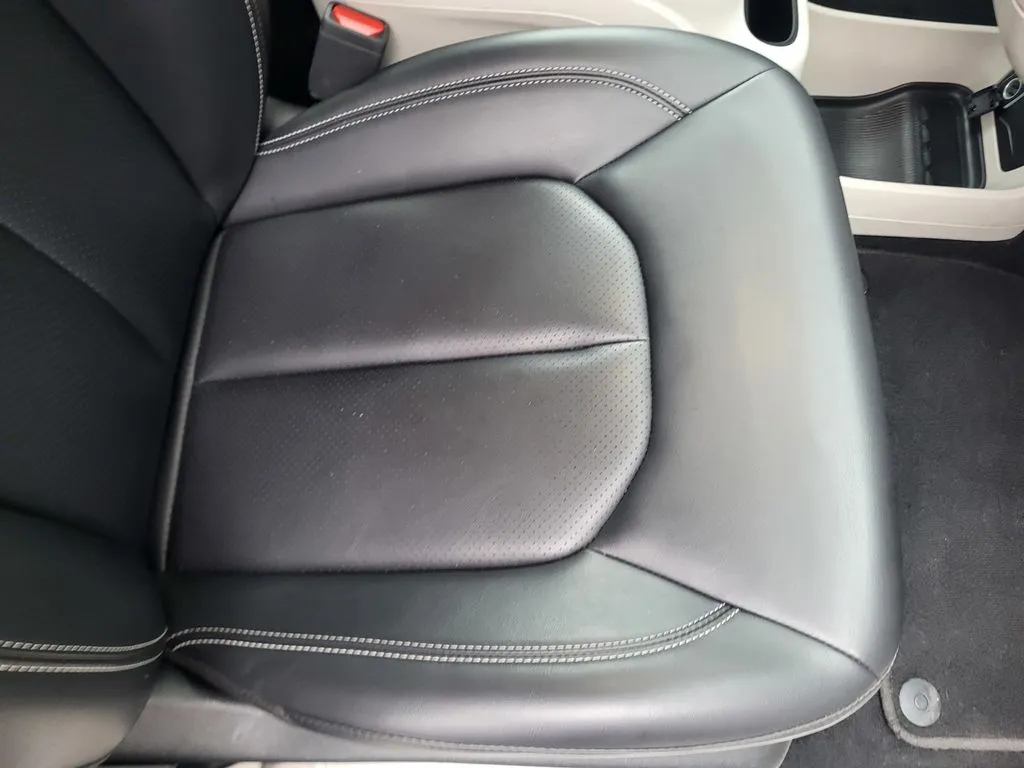 2023 Chrysler Pacifica Touring L - Photo 38