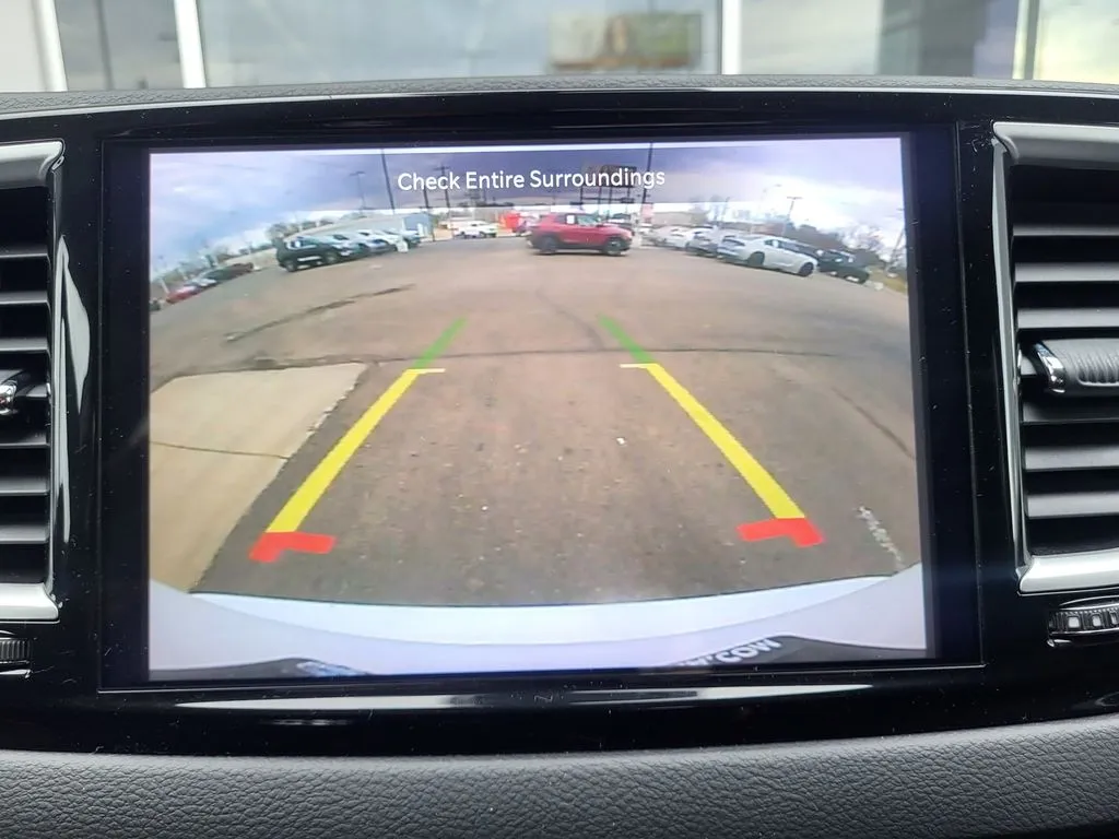2023 Chrysler Pacifica Touring L - Photo 16