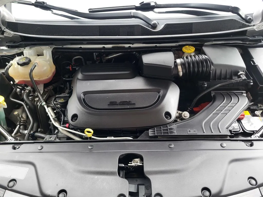 2023 Chrysler Pacifica Touring L - Photo 23