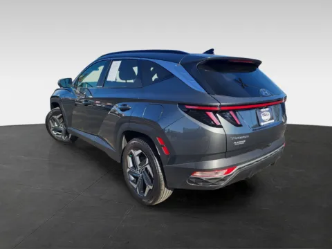 More photos of 2024 Hyundai Tucson Hybrid SEL Convenience at Platinum Auto Plaza, KS