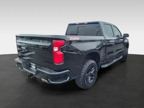 More photos of 2021 Chevrolet Silverado 1500 LT Trail Boss at Platinum Auto Plaza, KS