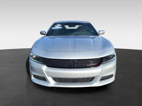 Photos of 2022 Dodge Charger SXT for sale in Topeka, KS at Platinum Auto Plaza