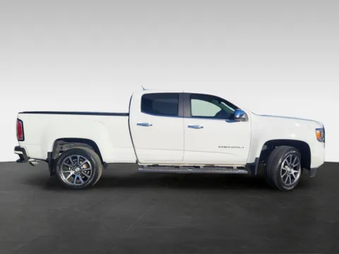 More photos of 2021 GMC Canyon 4WD Denali at Platinum Auto Plaza, KS