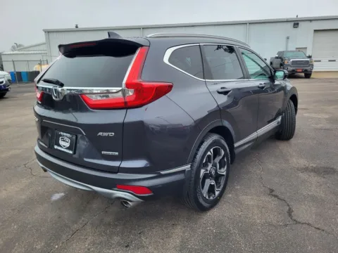 More photos of 2018 Honda CR-V Touring at Platinum Auto Plaza, KS
