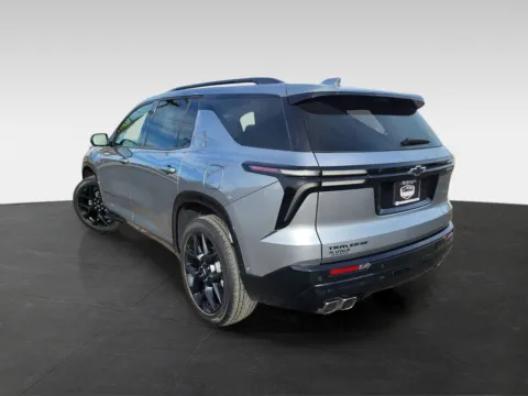 More photos of 2024 Chevrolet Traverse FWD RS at Platinum Auto Plaza, KS