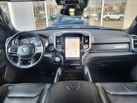 More photos of 2022 Ram 1500 Laramie at Platinum Auto Plaza, KS