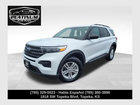 White 2023 Ford Explorer XLT for sale in Topeka, KS