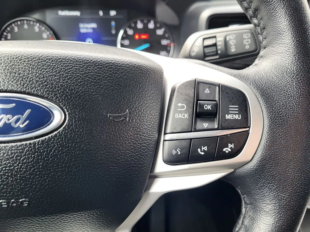 2023 Ford Explorer XLT - Photo 11
