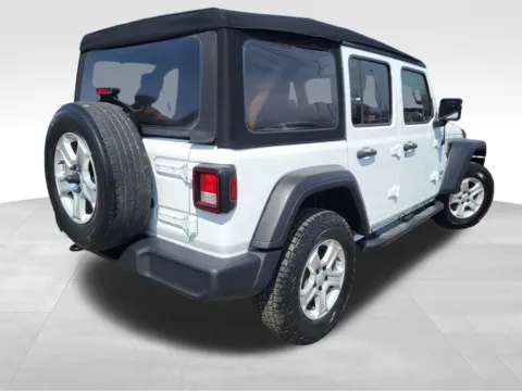 More photos of 2020 Jeep Wrangler Unlimited Sport S at Platinum Auto Plaza, KS