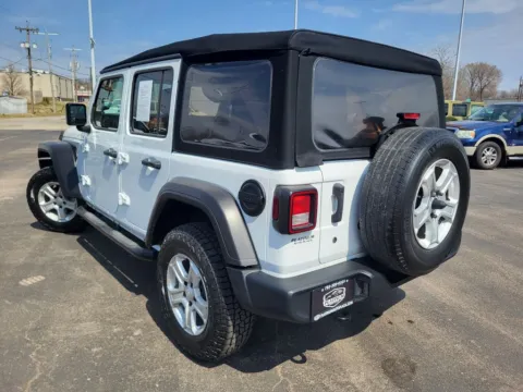 More photos of 2020 Jeep Wrangler Unlimited Sport S at Platinum Auto Plaza, KS