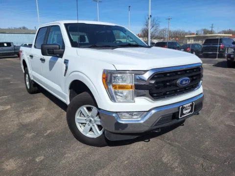 Another view of 2022 Ford F-150 XLT for sale in Topeka, KS at Platinum Auto Plaza