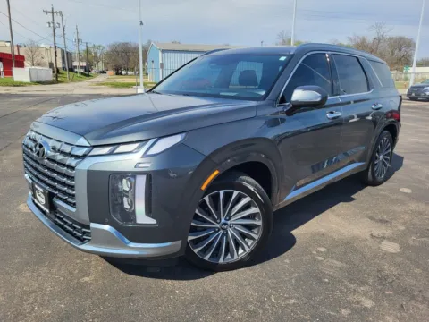Gray 2023 Hyundai Palisade Calligraphy for sale in Topeka, KS