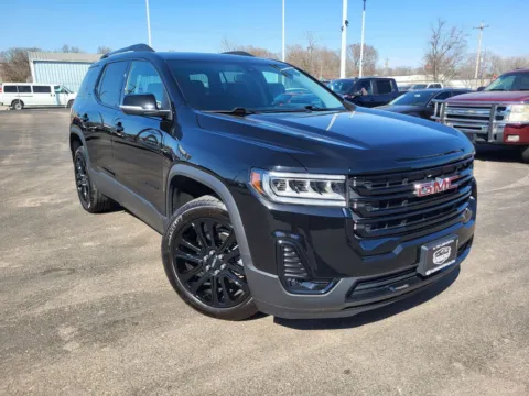 Another view of 2023 GMC Acadia SLT for sale in Topeka, KS at Platinum Auto Plaza