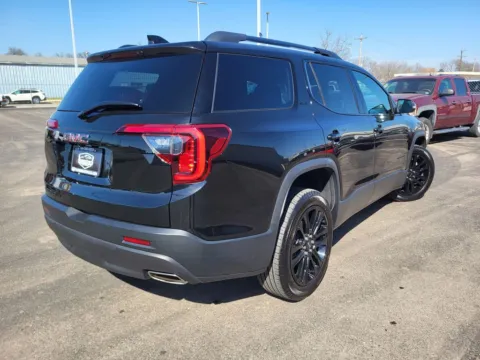 More photos of 2023 GMC Acadia SLT at Platinum Auto Plaza, KS