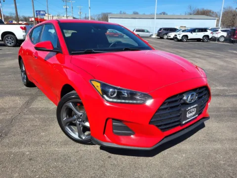 Photos of 2020 Hyundai Veloster 2.0 for sale in Topeka, KS at Platinum Auto Plaza