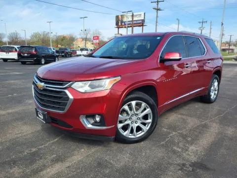 Red 2018 Chevrolet Traverse Premier for sale in Topeka, KS