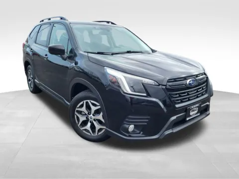 Another view of 2023 Subaru Forester Premium for sale in Topeka, KS at Platinum Auto Plaza