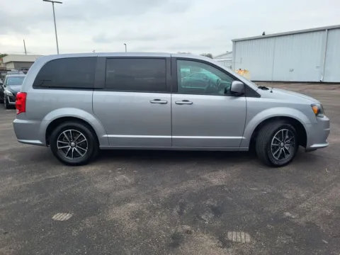 More photos of 2018 Dodge Grand Caravan SE at Platinum Auto Plaza, KS