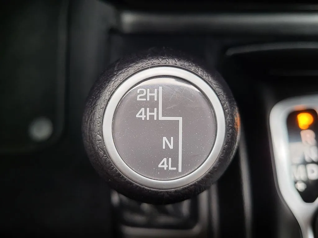 2020 Jeep Gladiator Sport S - Photo 24