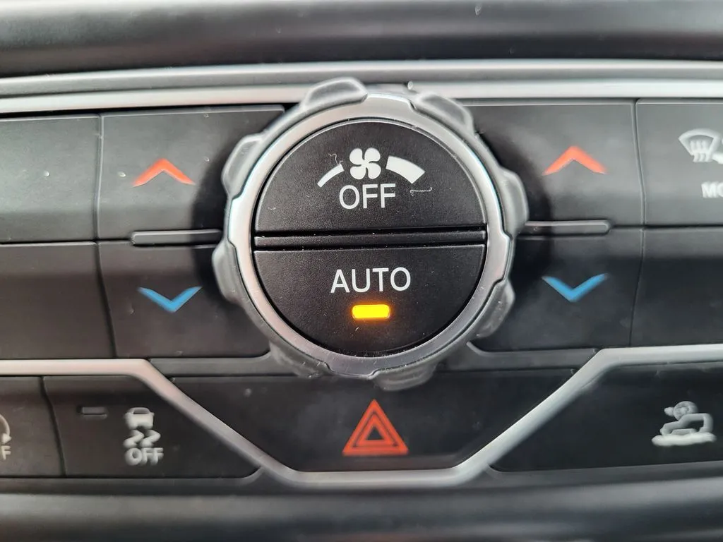 2020 Jeep Gladiator Sport S - Photo 20