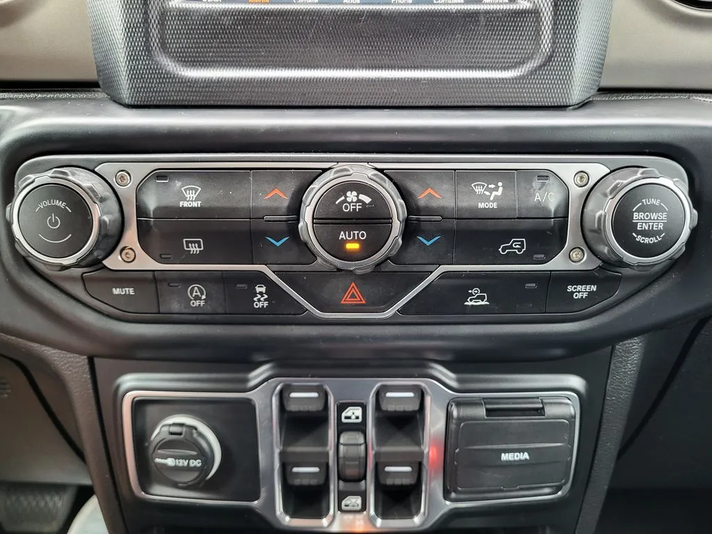 2020 Jeep Gladiator Sport S - Photo 18