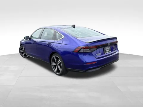 More photos of 2023 Honda Accord Hybrid Sport at Platinum Auto Plaza, KS