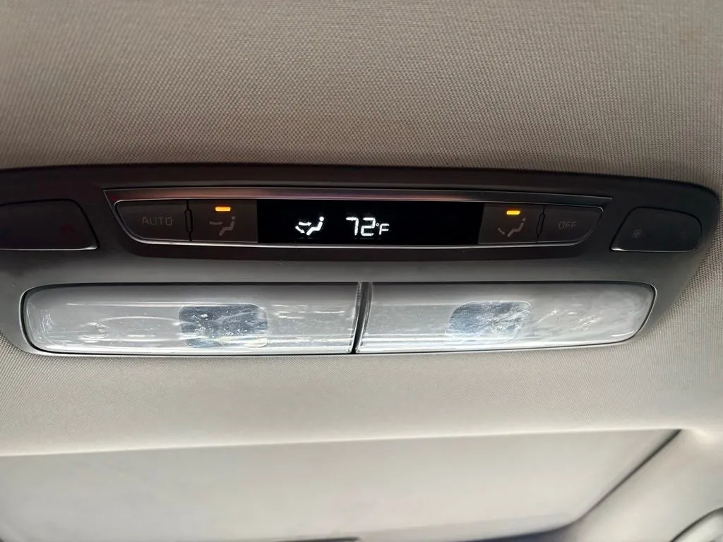 2022 Kia Telluride S - Photo 37