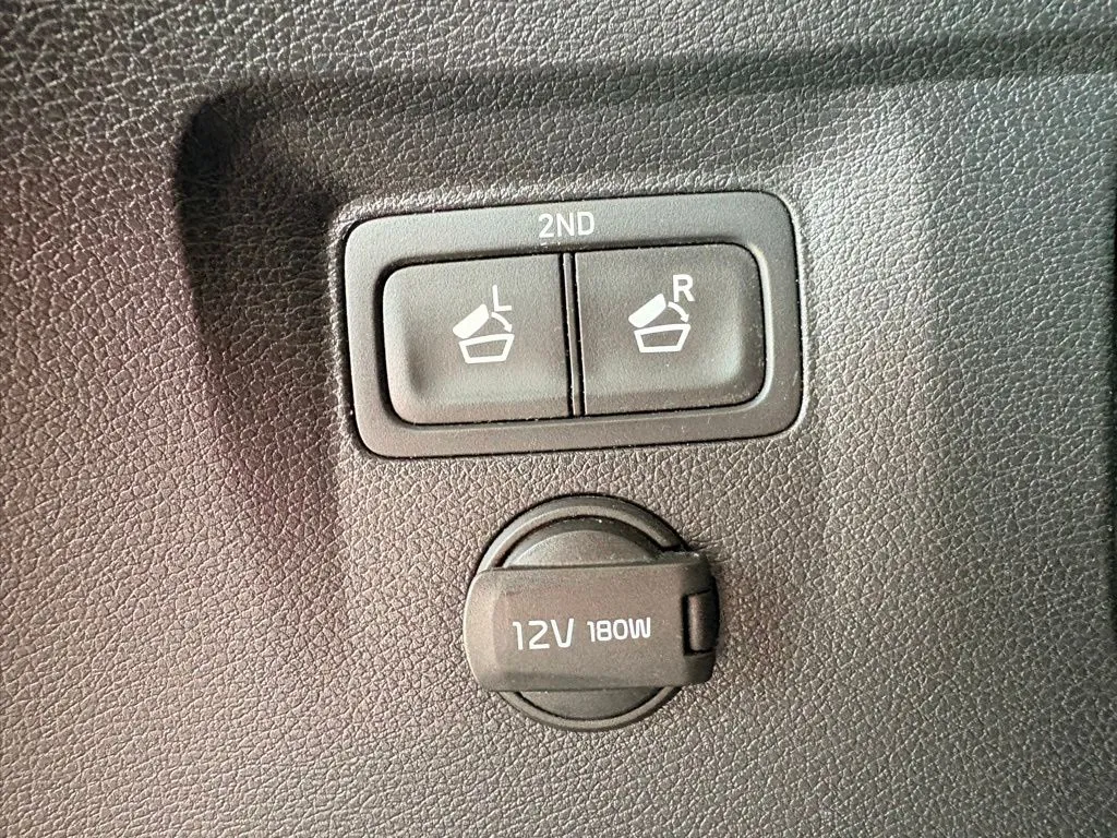 2022 Kia Telluride S - Photo 26