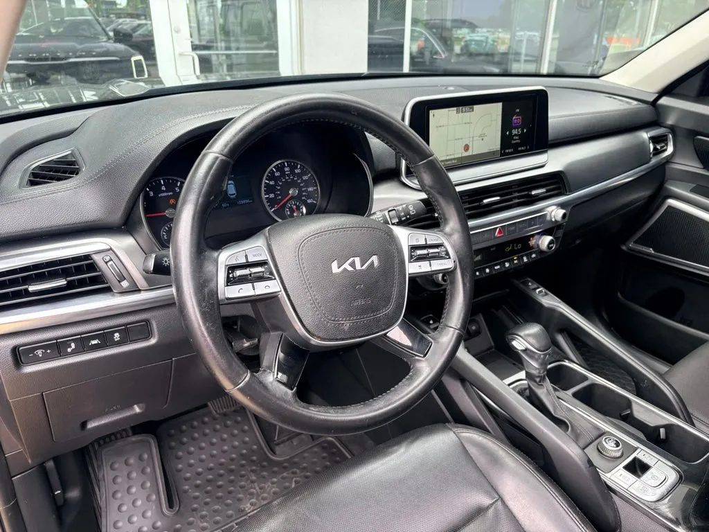 2022 Kia Telluride S - Photo 30